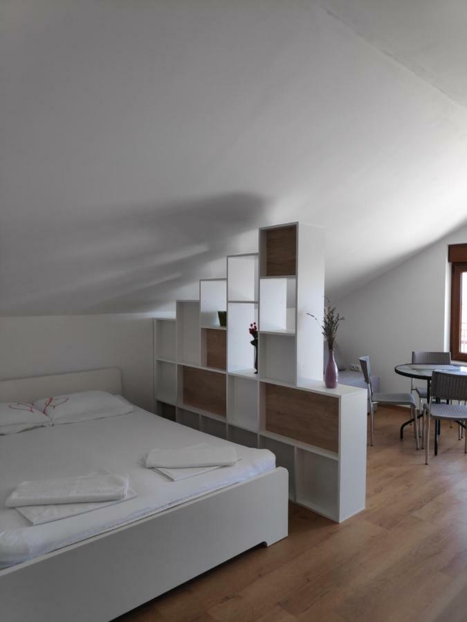 Apartman Anicic Подаца Экстерьер фото